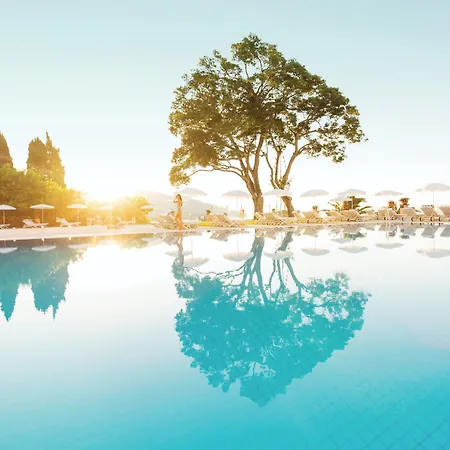 Reid's Palace, A Belmond Hotel, Madeira 5* Фуншал